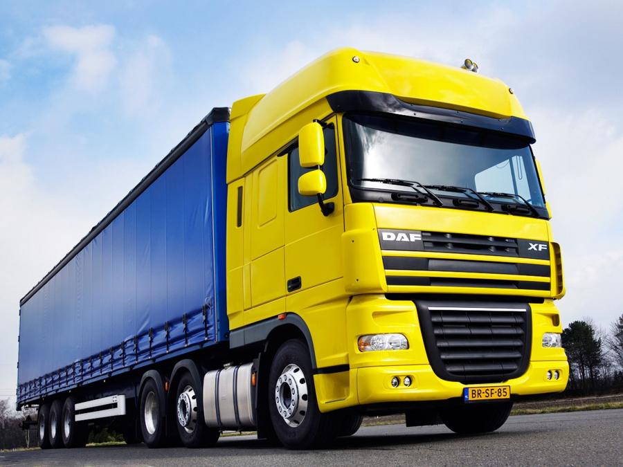  DAF XF105 6x2 FTG Super Space Cab 2006 года  (фото 3 из 5)
